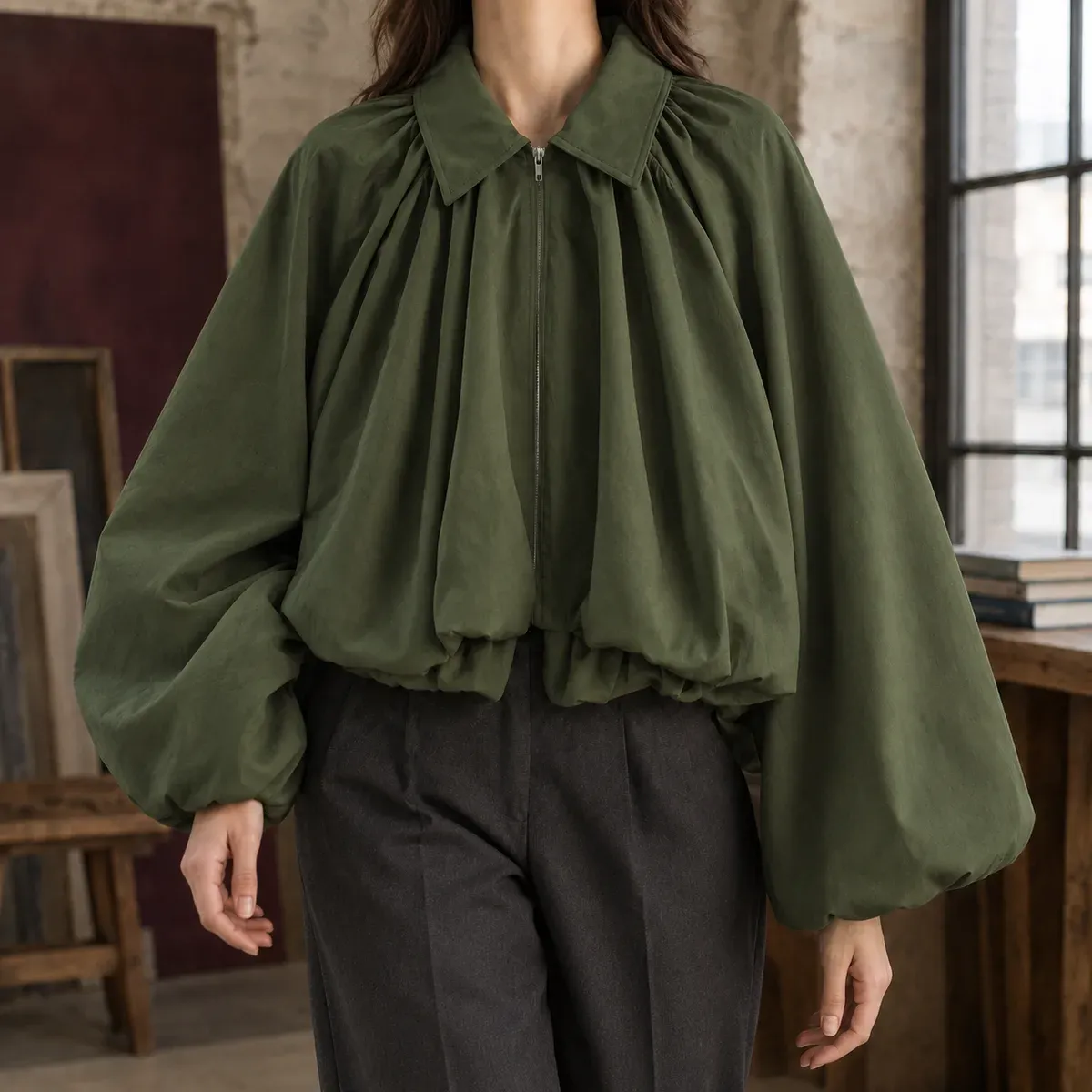 Manon-Elise Balloon Jacket in Army Green