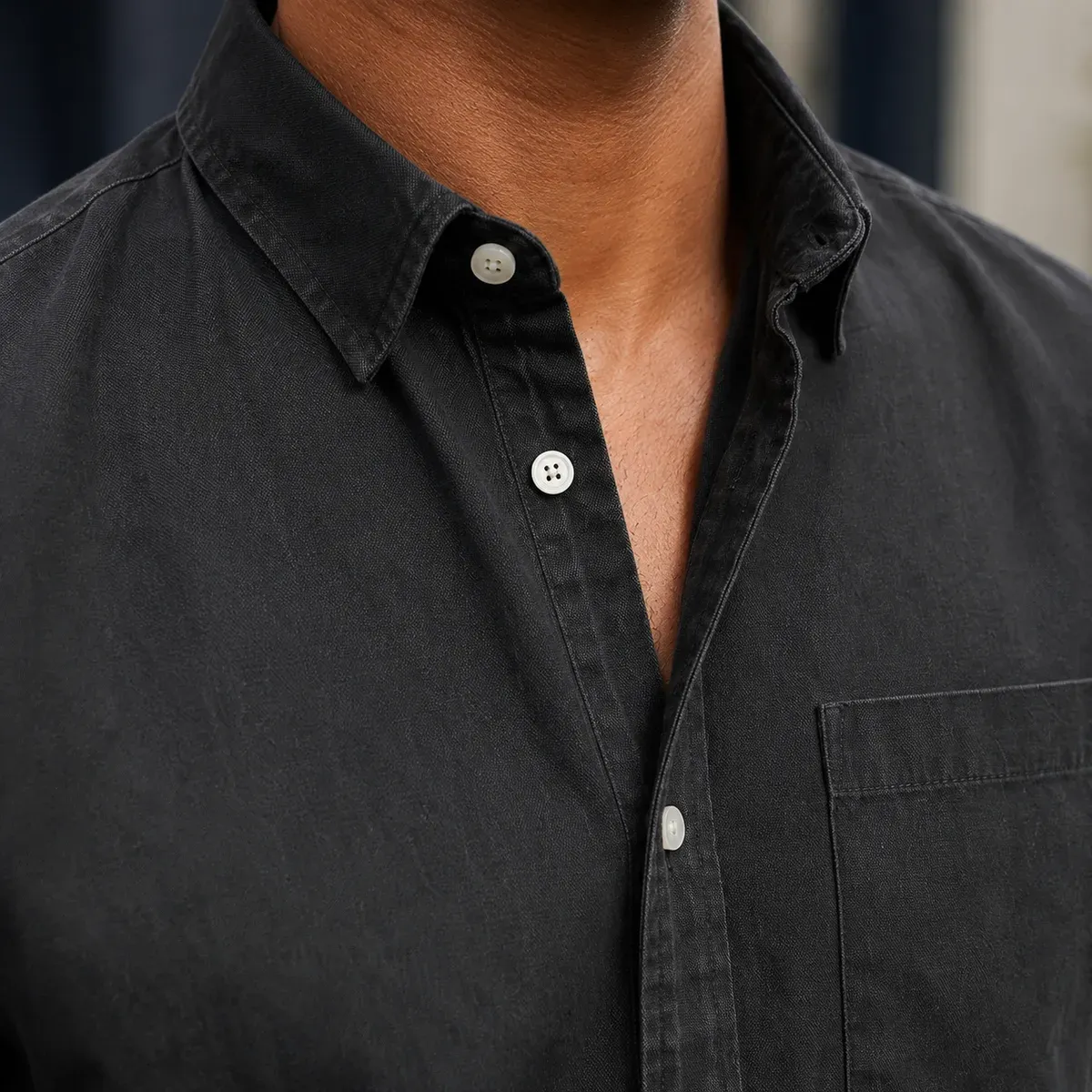 Caius Relaxed Shirt — detail